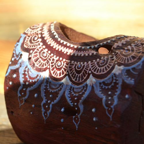Купить органайзер из дерева с менди мехенди узором ручной работы коричневый