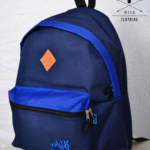 Темно-синий рюкзак MILK