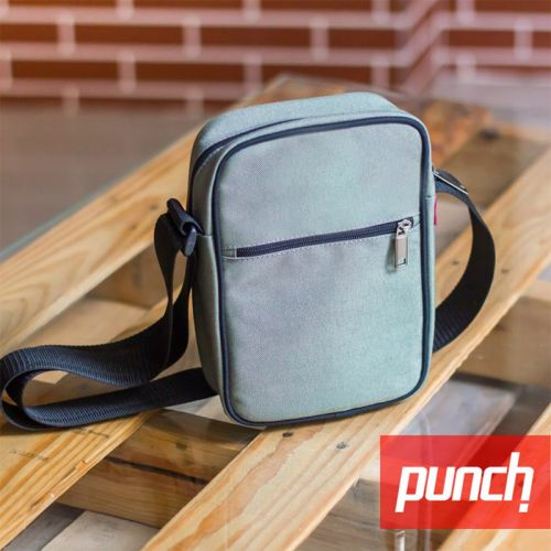 Стильная сумка через плечо квадратного формата от украинского бренда PUNCH