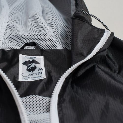 Стильная чёрная куртка-ветровка QUANTUM Black от украинского бренда Corsar